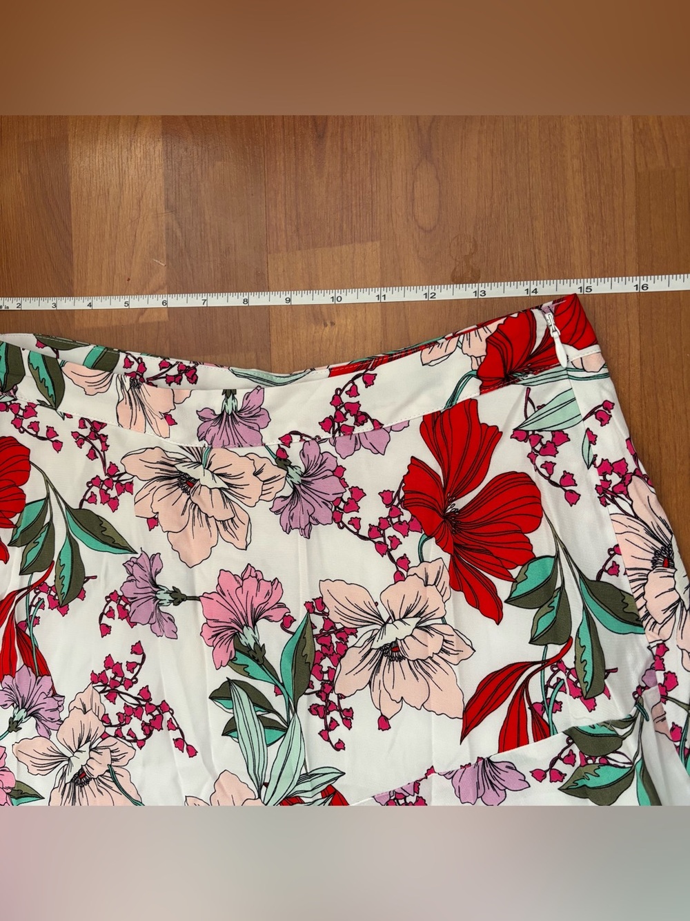 Women’s NWT On 34th Floral A-Line Midi slit Skirt size 8 - Picture 5 of 5